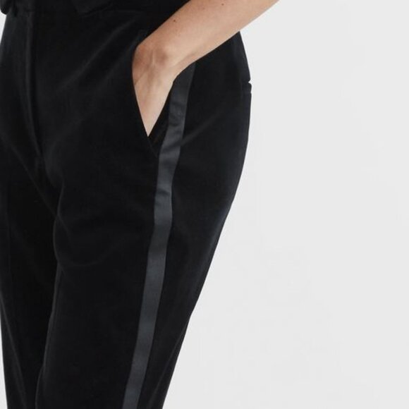 REISS ! Opal Velvet Flared Suit Trousers, Mid rise Satin side stripes( US/6) - Picture 4 of 11
